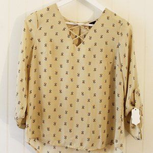 OLM ✤ Floral Lattice Mid-Long Sleeve Blouse